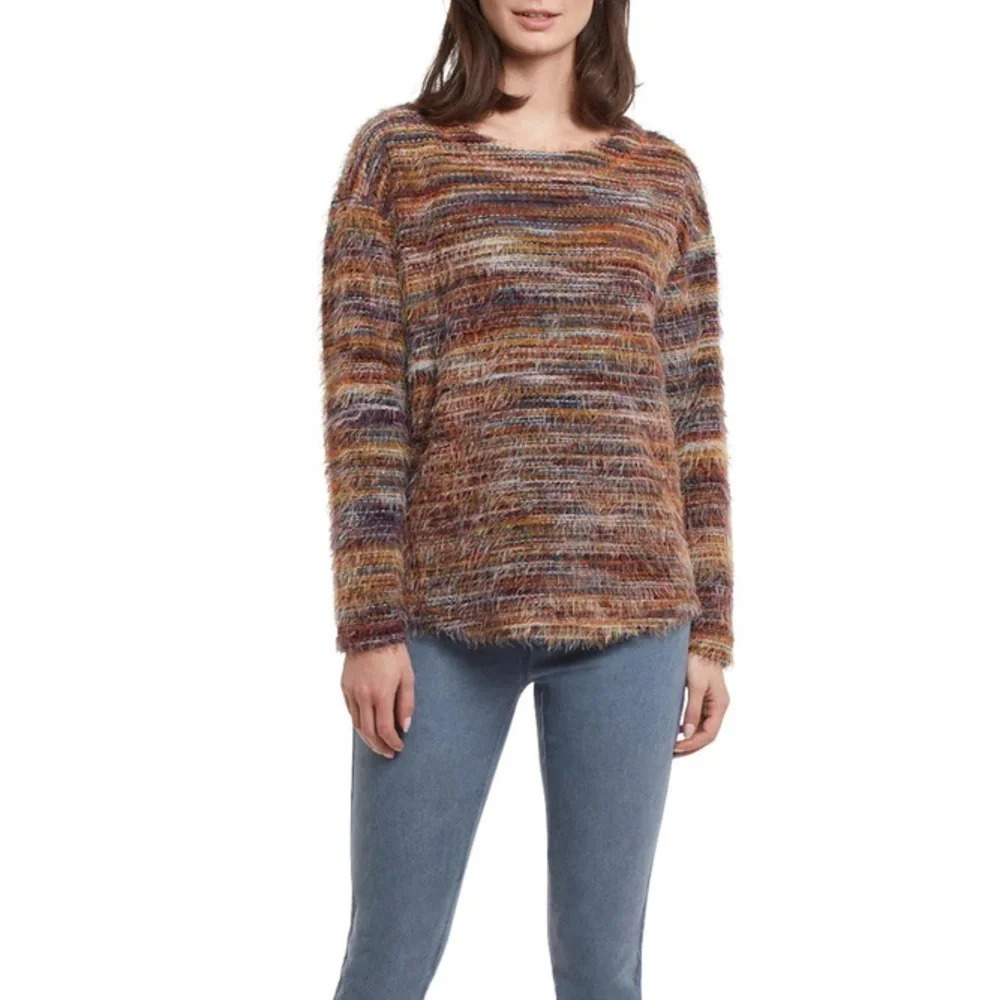 Tribal eyelash drop shoulder long sleeve sweater| size medium